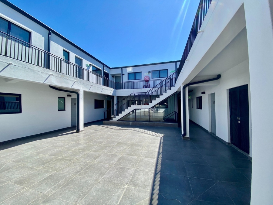 To Let 2 Bedroom Property for Rent in Somerset West Western Cape